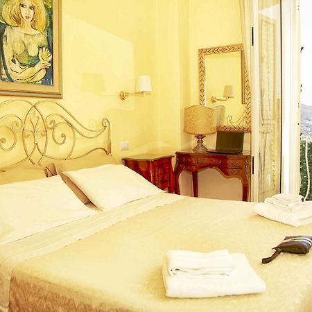 Hotel Pascià Cappuccini à Taormine Extérieur photo