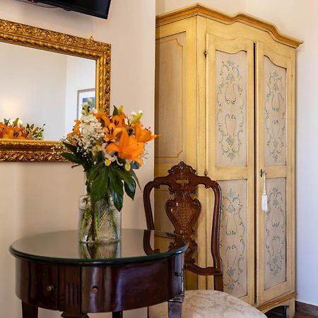 Hotel Pascià Cappuccini à Taormine Extérieur photo