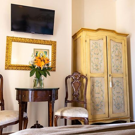 Hotel Pascià Cappuccini à Taormine Extérieur photo